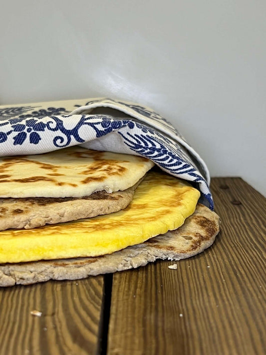 La Piadina Romagnola: un viaggio attraverso la storia e la tradizione culinaria delle prelibatezze romagnole