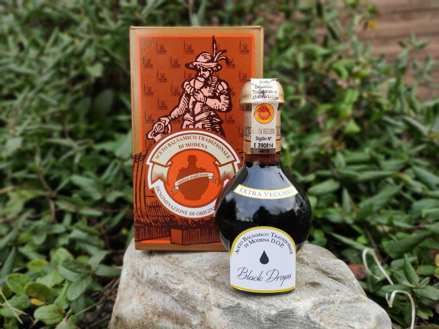 Traditional Balsamic Vinegar of Modena P.D.O. "Extravecchio" - Black Drops