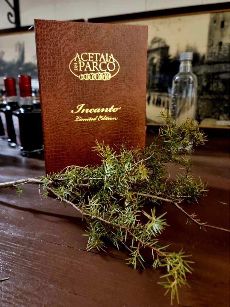 Incanto - Condimento Balsamico al Ginepro invecchiato 40 anni - Limited Edition